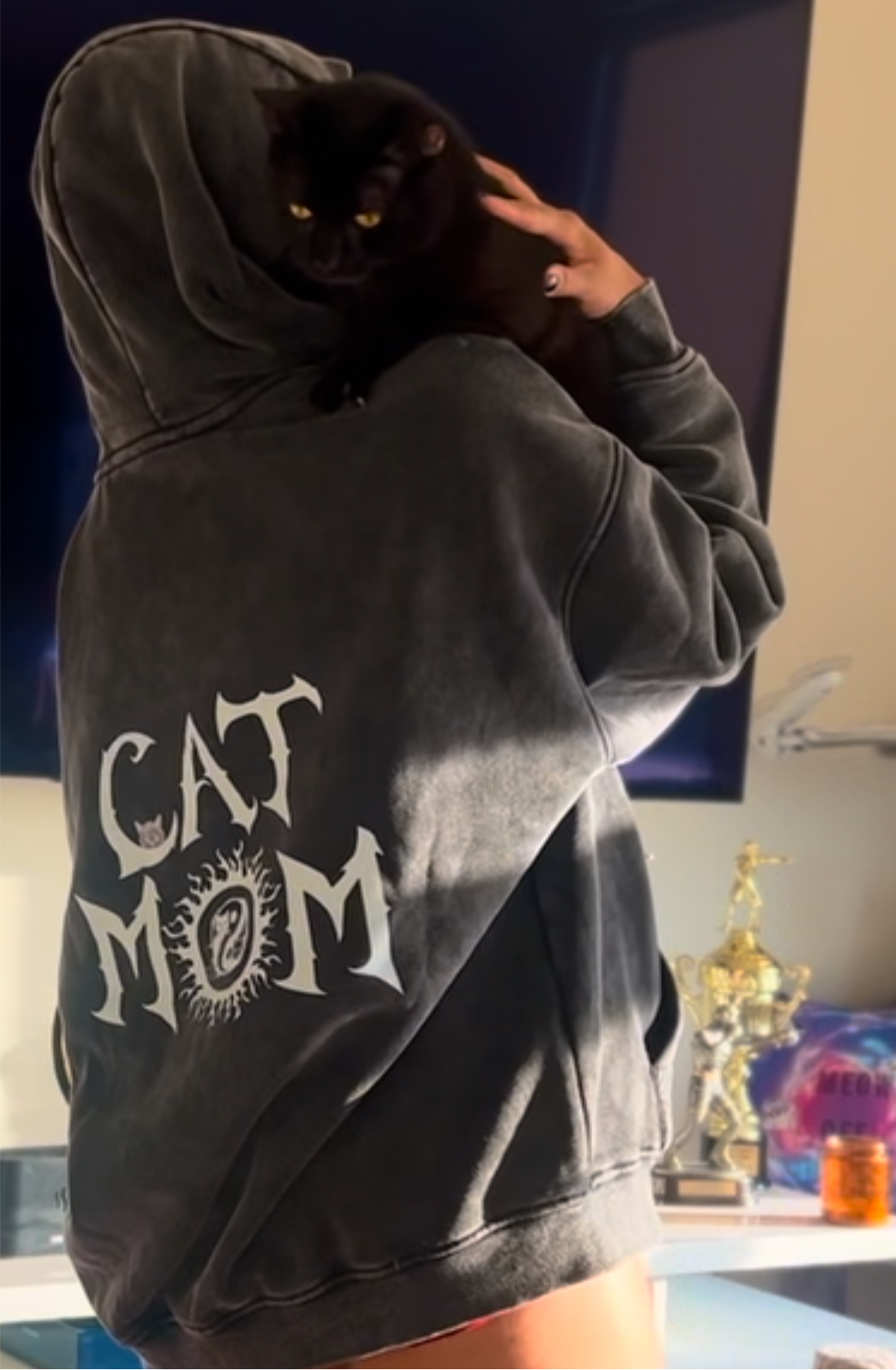 CAT MOM ZIP UP