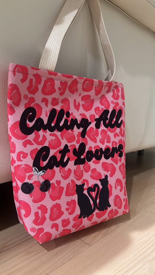 CALLING ALL CAT LOVERS ☎️